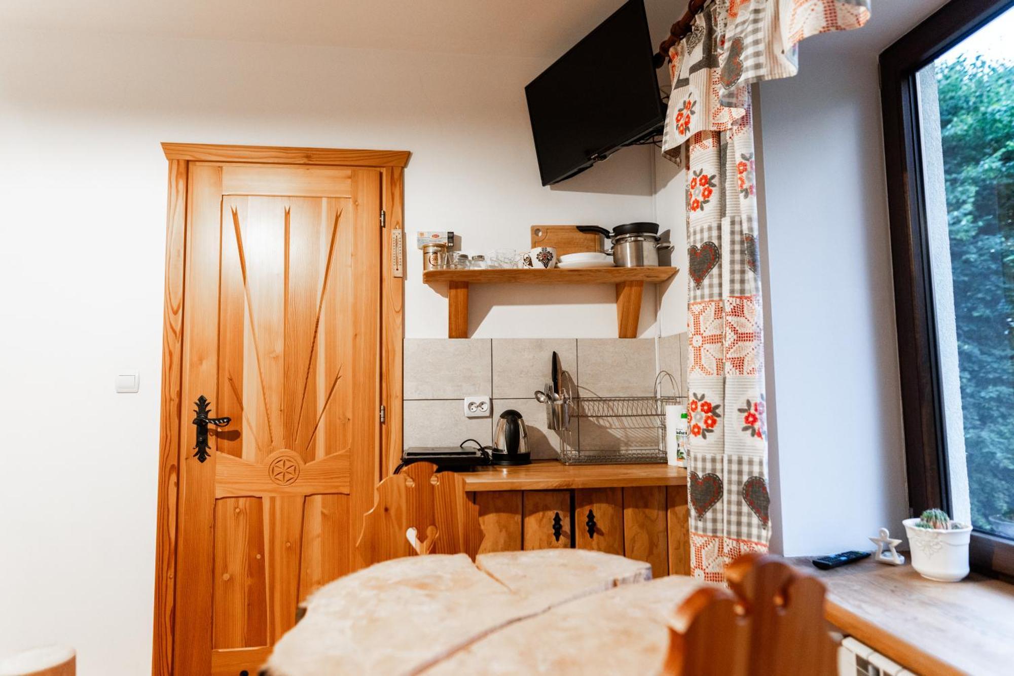 Ku Sosnie Appartement Bukowina Tatrzańska Buitenkant foto